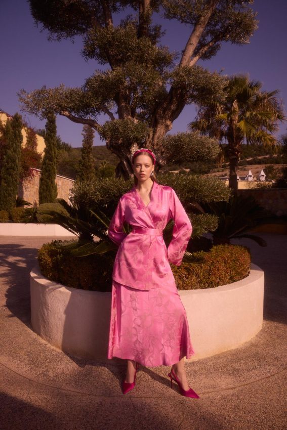  - CELESTE PEMBE KIMONA 