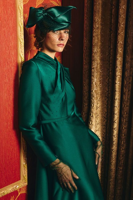 EMERELLE ELBİSE ZÜMRÜT